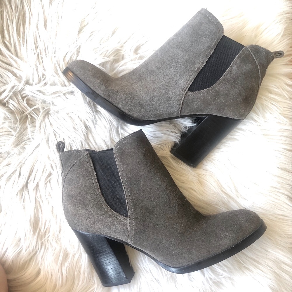 Marc Fisher Mallory Chelsea Ankle Boot 7.5